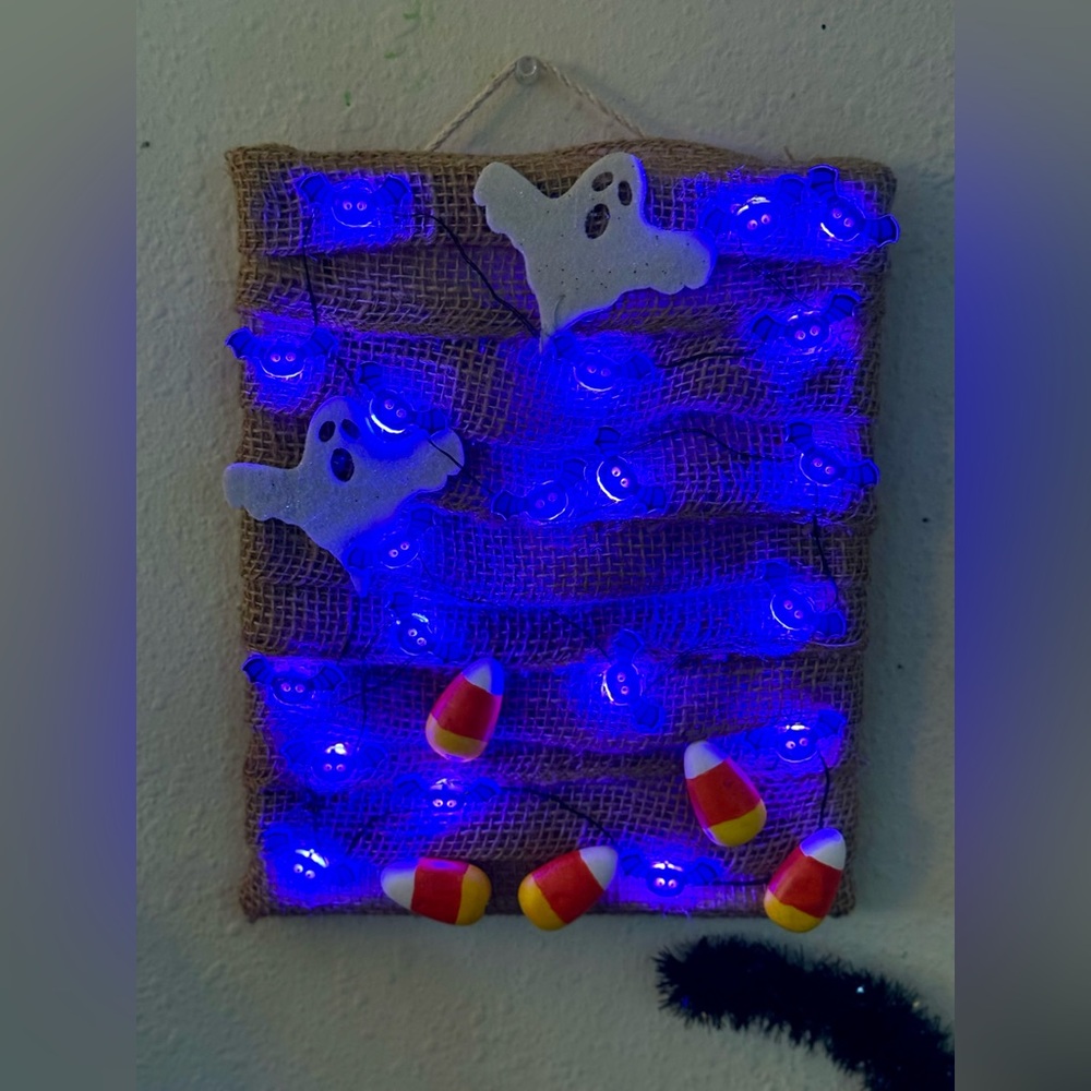 Light Up Handmade Halloween Wall Hanging Room Decor Battery Operated Spooky - Picture 3 of 3